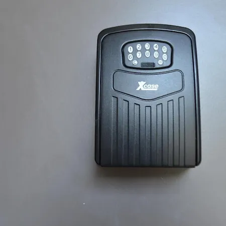 Ruhige Freistehender Mit Parkplatz 아파트